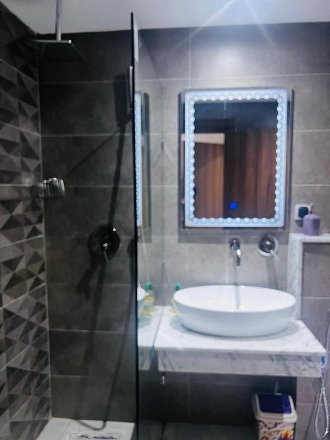 Appartement M Avenue Avec Piscine *