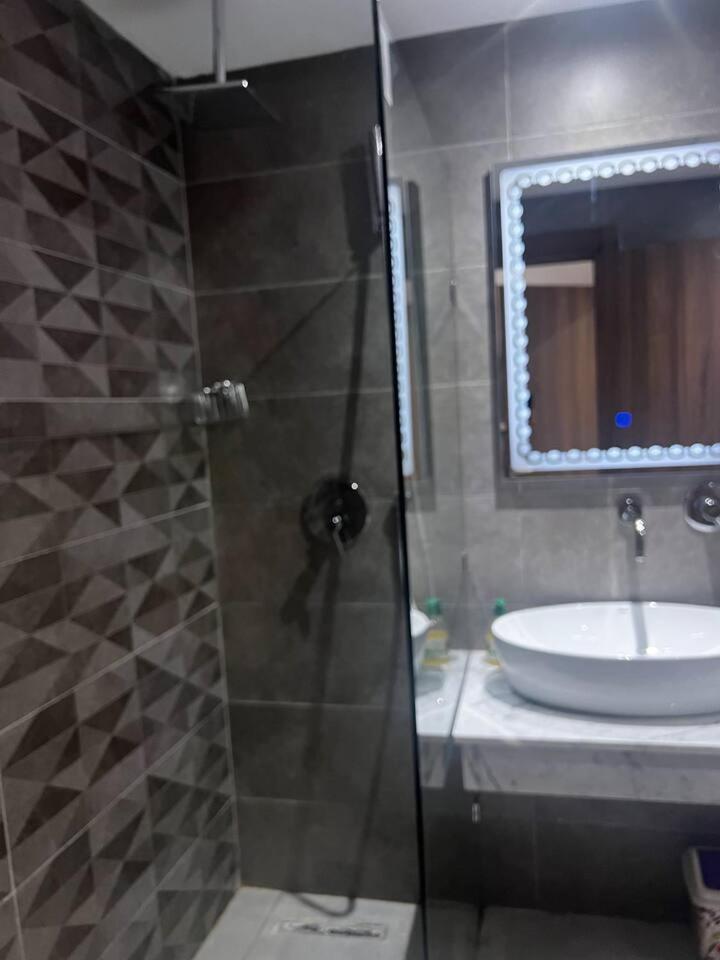 Appartement M Avenue Avec Piscine Marrakesh